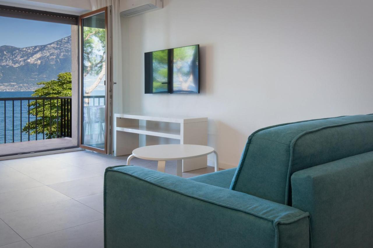 Apartment Azzurro Torri Del Benaco Εξωτερικό φωτογραφία